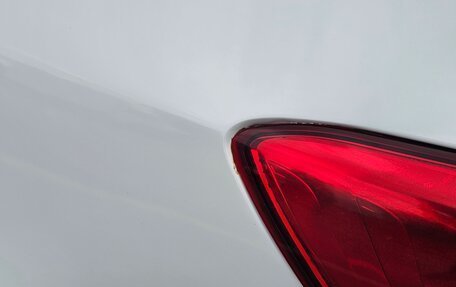 Renault Logan II, 2017 год, 450 000 рублей, 7 фотография