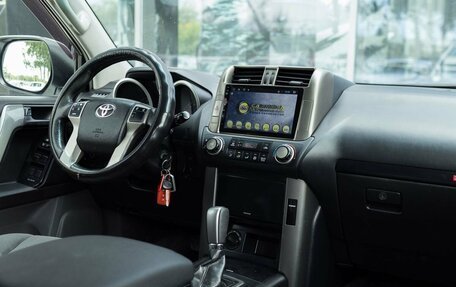 Toyota Land Cruiser Prado 150 рестайлинг 2, 2012 год, 2 900 000 рублей, 10 фотография