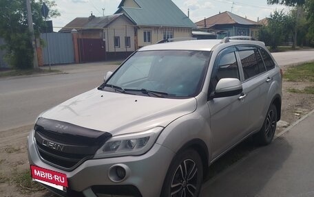 Lifan X60 I рестайлинг, 2017 год, 600 000 рублей, 5 фотография