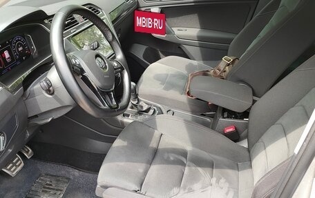 Volkswagen Tiguan II, 2019 год, 3 300 000 рублей, 13 фотография
