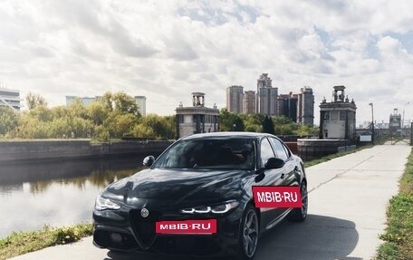 Alfa Romeo Giulia II, 2023 год, 3 600 000 рублей, 6 фотография
