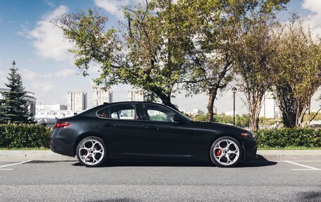 Alfa Romeo Giulia II, 2023 год, 3 600 000 рублей, 11 фотография