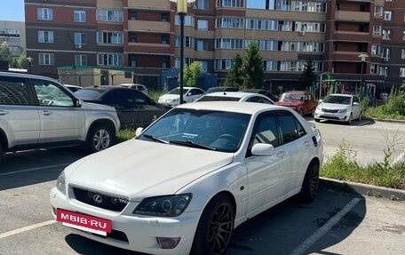Lexus IS II рестайлинг 2, 2000 год, 970 000 рублей, 6 фотография