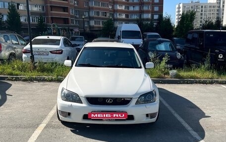 Lexus IS II рестайлинг 2, 2000 год, 970 000 рублей, 15 фотография