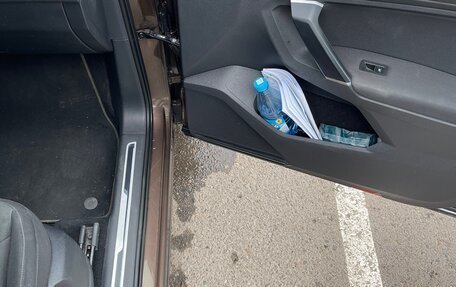 Volkswagen Tiguan II, 2018 год, 2 495 000 рублей, 17 фотография