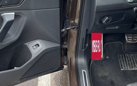 Volkswagen Tiguan II, 2018 год, 2 495 000 рублей, 13 фотография