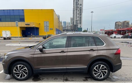 Volkswagen Tiguan II, 2018 год, 2 495 000 рублей, 27 фотография