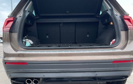 Volkswagen Tiguan II, 2018 год, 2 495 000 рублей, 34 фотография
