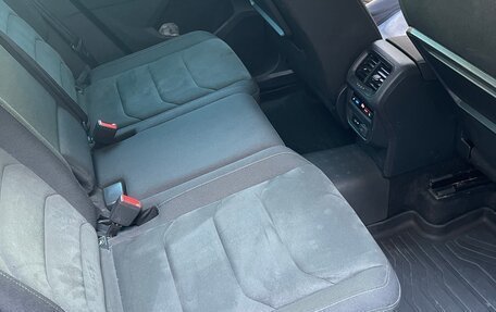 Volkswagen Tiguan II, 2018 год, 2 495 000 рублей, 35 фотография