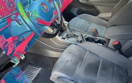 Volkswagen Tiguan II, 2018 год, 2 495 000 рублей, 38 фотография