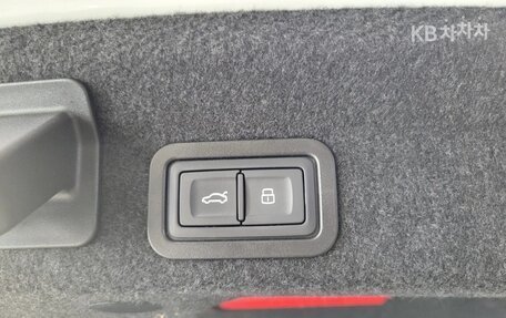 Audi A6, 2022 год, 3 695 010 рублей, 28 фотография