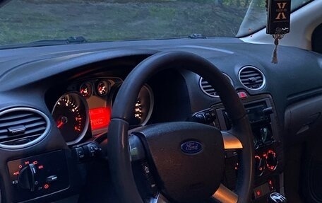 Ford Focus II рестайлинг, 2008 год, 750 000 рублей, 17 фотография