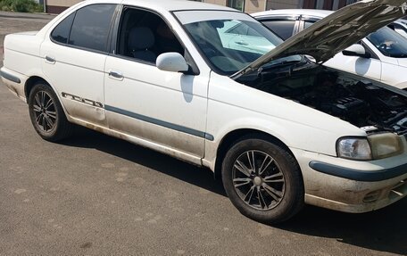 Nissan Sunny B15, 2001 год, 200 000 рублей, 2 фотография