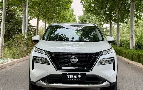 Nissan X-Trail, 2023 год, 2 650 000 рублей, 2 фотография