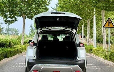 Nissan X-Trail, 2023 год, 2 650 000 рублей, 9 фотография