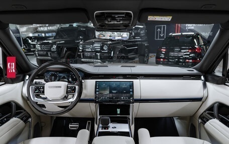 Land Rover Range Rover IV рестайлинг, 2025 год, 25 250 000 рублей, 3 фотография