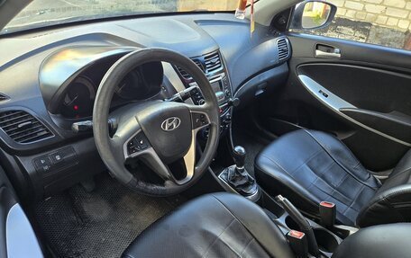 Hyundai Solaris II рестайлинг, 2014 год, 480 000 рублей, 6 фотография