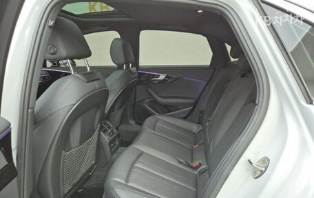 Audi A4, 2022 год, 4 040 010 рублей, 12 фотография