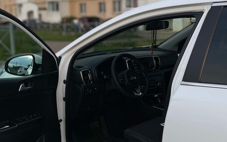 KIA Sportage IV рестайлинг, 2018 год, 2 050 000 рублей, 17 фотография