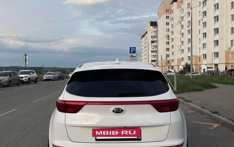 KIA Sportage IV рестайлинг, 2018 год, 2 050 000 рублей, 6 фотография
