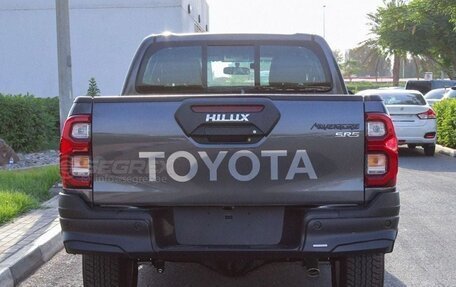 Toyota Hilux VIII, 2025 год, 5 478 334 рублей, 4 фотография