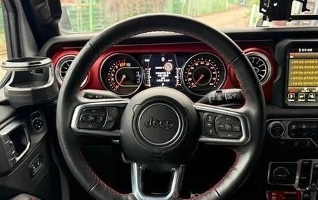 Jeep Wrangler, 2022 год, 4 100 001 рублей, 9 фотография