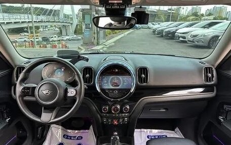 MINI Countryman II (F60), 2022 год, 2 450 001 рублей, 9 фотография