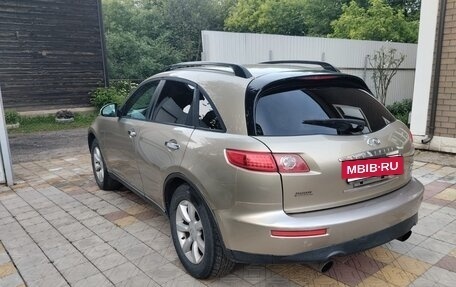 Infiniti FX I, 2003 год, 700 000 рублей, 3 фотография
