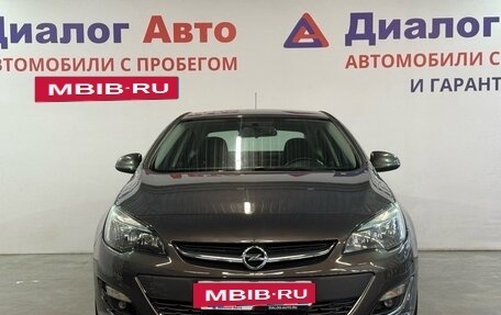 Opel Astra J, 2013 год, 720 000 рублей, 2 фотография