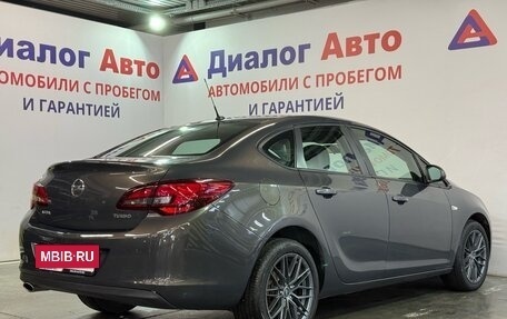 Opel Astra J, 2013 год, 720 000 рублей, 3 фотография