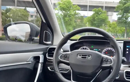 Geely Coolray I, 2022 год, 1 300 000 рублей, 8 фотография