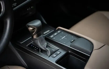 Lexus ES VII, 2022 год, 3 470 000 рублей, 11 фотография