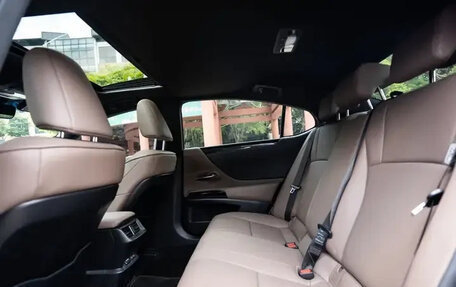 Lexus ES VII, 2022 год, 3 470 000 рублей, 14 фотография