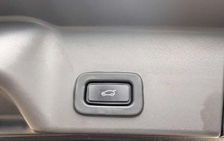Land Rover Range Rover Evoque II, 2022 год, 2 750 000 рублей, 21 фотография