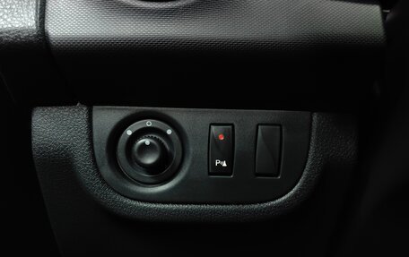 Renault Logan II, 2016 год, 728 000 рублей, 22 фотография