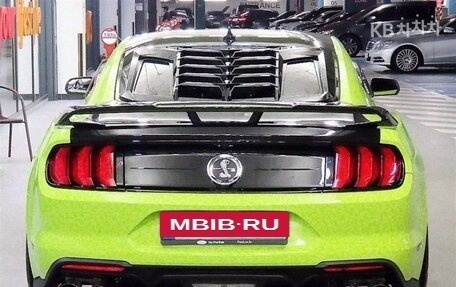 Ford Mustang VI рестайлинг, 2022 год, 3 677 030 рублей, 6 фотография
