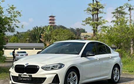 BMW 1 серия, 2021 год, 1 639 000 рублей, 1 фотография