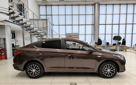 Hyundai Solaris II рестайлинг, 2021 год, 1 750 000 рублей, 5 фотография