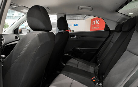 Hyundai Solaris II рестайлинг, 2021 год, 1 750 000 рублей, 15 фотография