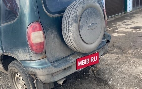 Chevrolet Niva I рестайлинг, 2006 год, 240 000 рублей, 3 фотография
