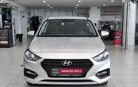 Hyundai Solaris II рестайлинг, 2017 год, 1 250 000 рублей, 3 фотография