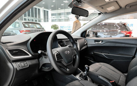 Hyundai Solaris II рестайлинг, 2017 год, 1 250 000 рублей, 20 фотография