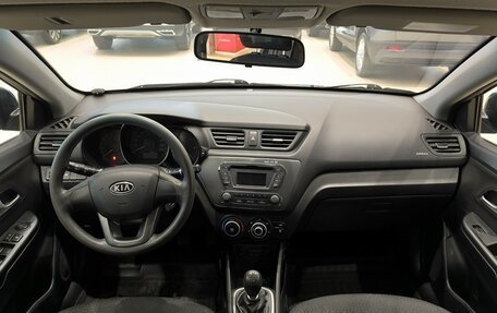 KIA Rio III рестайлинг, 2012 год, 620 000 рублей, 17 фотография