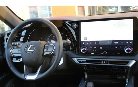 Lexus RX IV рестайлинг, 2024 год, 11 850 000 рублей, 13 фотография