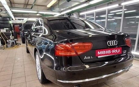 Audi A8, 2012 год, 2 200 000 рублей, 11 фотография