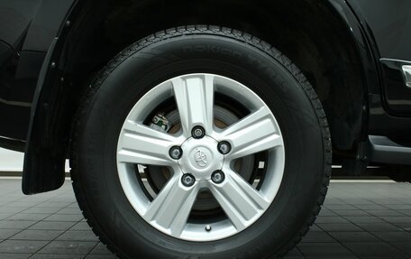 Toyota Land Cruiser 200, 2012 год, 3 950 000 рублей, 6 фотография