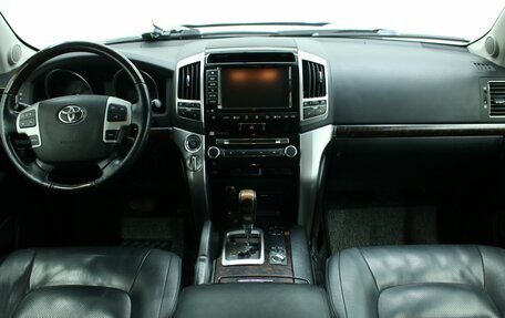 Toyota Land Cruiser 200, 2012 год, 3 950 000 рублей, 15 фотография