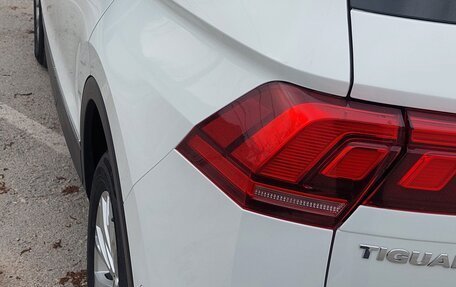 Volkswagen Tiguan II, 2019 год, 2 777 000 рублей, 2 фотография