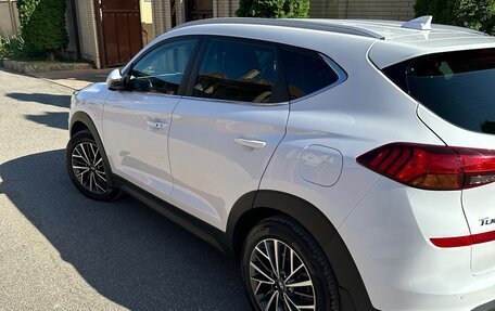 Hyundai Tucson III, 2019 год, 2 500 000 рублей, 2 фотография