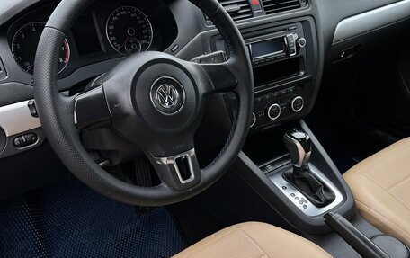 Volkswagen Jetta VI, 2012 год, 730 000 рублей, 9 фотография